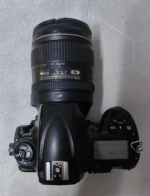 尼康d700快门次数多少？尼康d7000快门在哪？-第3张图片-优品飞百科