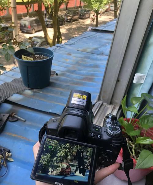 索尼hx1相机值得买吗，索尼hx系列相机-第2张图片-优品飞百科