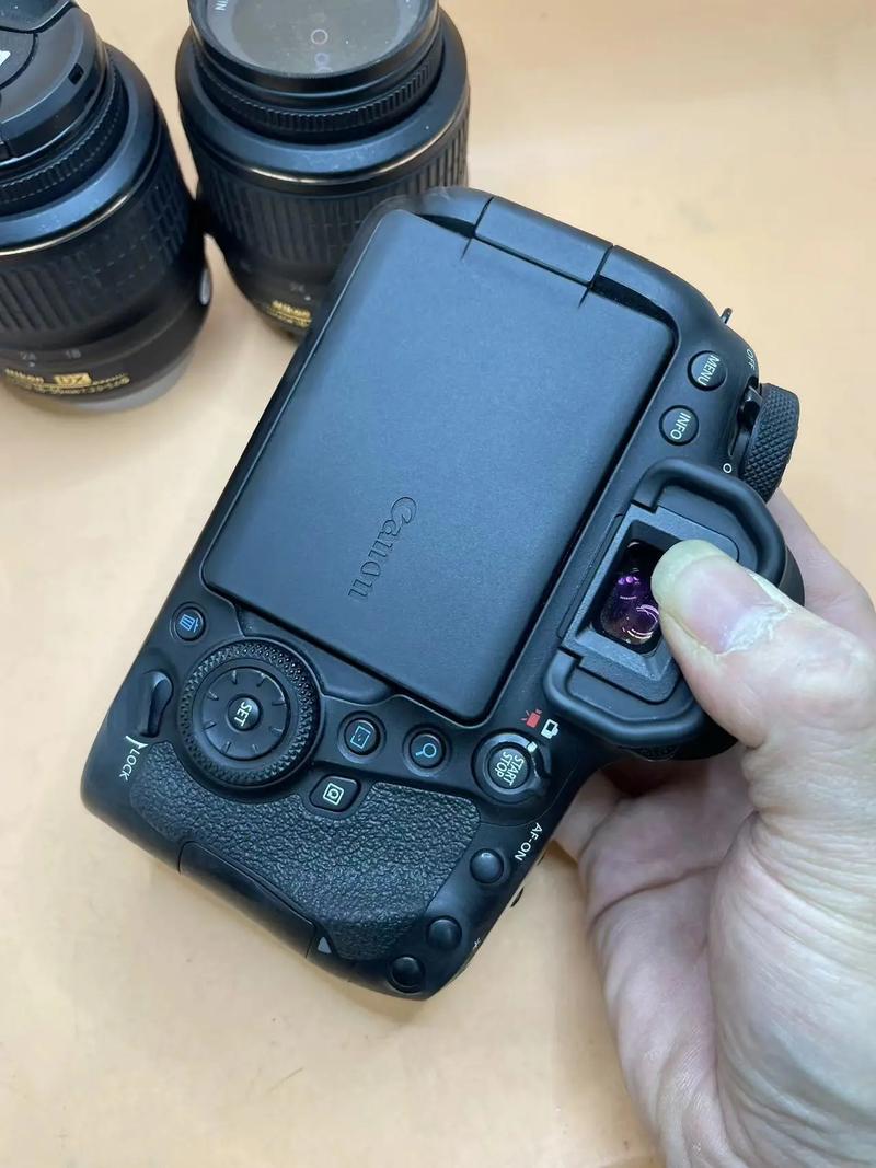 佳能eos6d是全画幅吗？佳能6d2是否全画幅？-第3张图片-优品飞百科