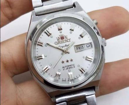 老式三星手表多少钱？历代三星手表？-第3张图片-优品飞百科