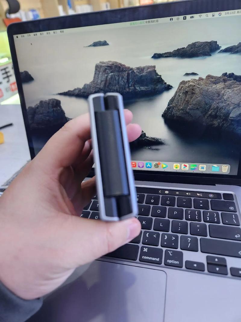 高仿三星w2019与正品的区别，高仿三星w2020在哪里能买-第6张图片-优品飞百科