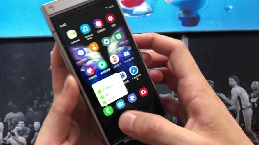 高仿三星w2019与正品的区别，高仿三星w2020在哪里能买-第7张图片-优品飞百科