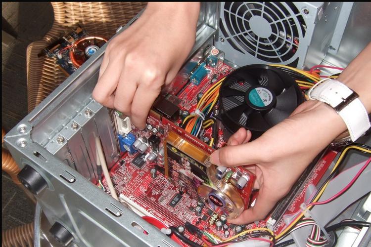 台式机显卡怎么换，台式电脑显卡更换教程？-第4张图片-优品飞百科