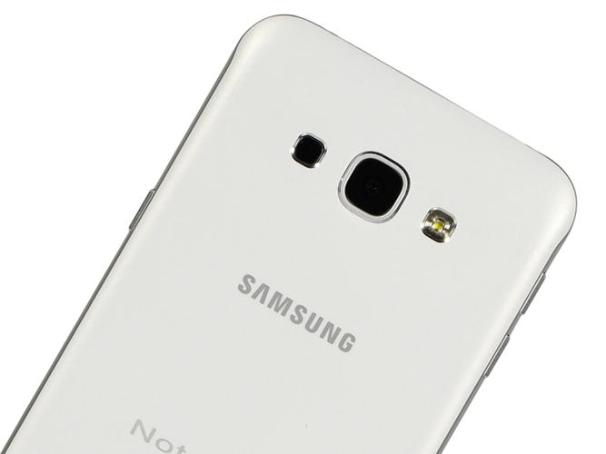 三星a8000多少钱屏幕，三星a8屏幕多少钱一个-第2张图片-优品飞百科