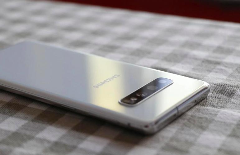 三星s10评价怎么样？三星s10的评价与质量？-第6张图片-优品飞百科