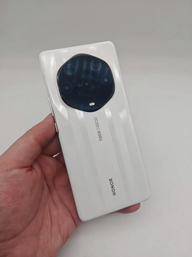 magic3是鸿蒙系统吗？magic3能用鸿蒙系统么？