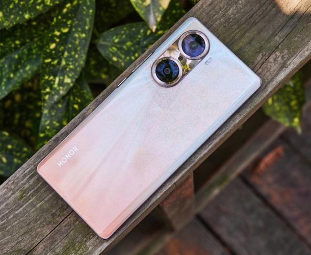 荣耀60和荣耀60pro区别？荣耀60跟荣耀60pro有什么区别？-第3张图片-优品飞百科