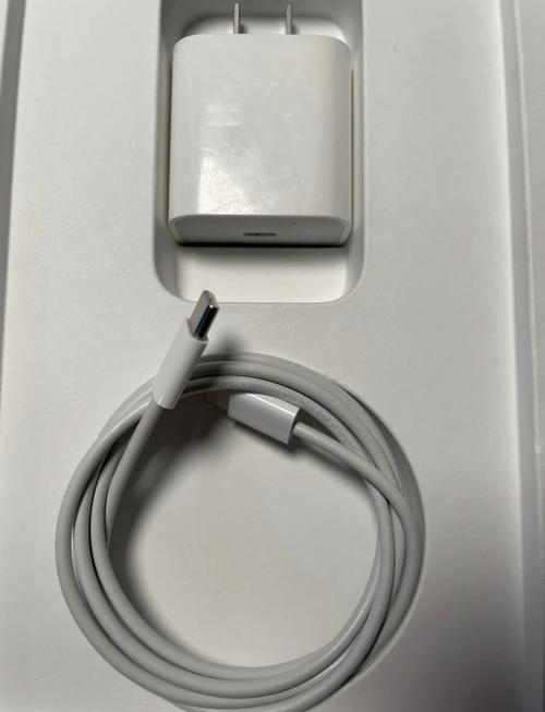 ipadpro2018充电器多少瓦，ipadpro2018原装充电头多少w-第3张图片-优品飞百科