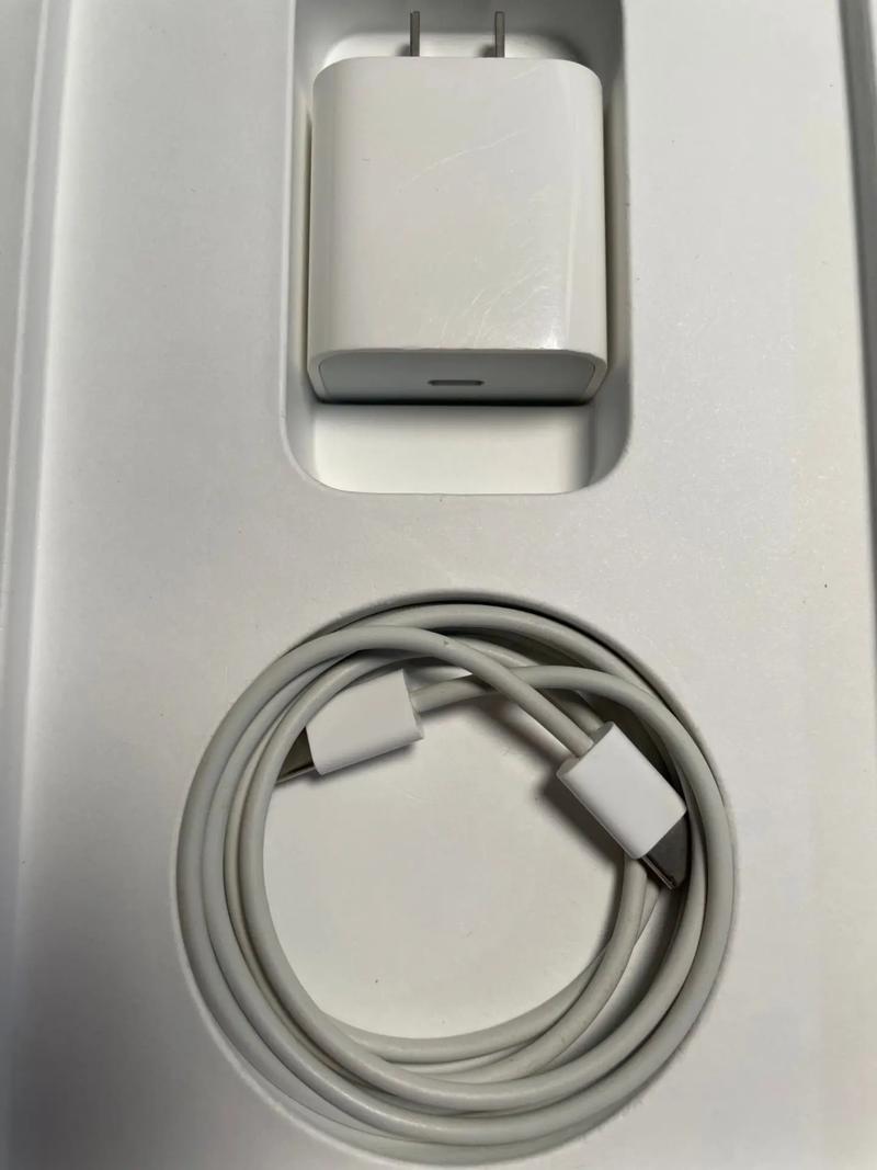 ipadpro2018充电器多少瓦，ipadpro2018原装充电头多少w-第4张图片-优品飞百科