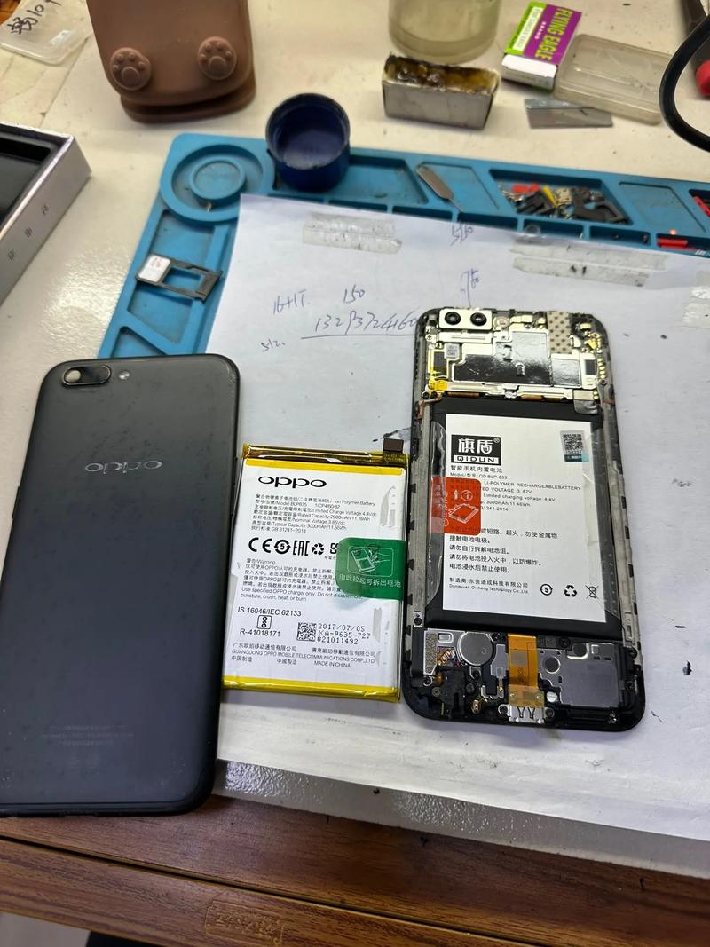 oppor11怎么拆,oppor11怎么拆后盖视频教程?-第1张图片-优品飞百科 oppor11怎么拆,oppor11怎么拆后盖视频教程?-第1张图片-优品飞百科