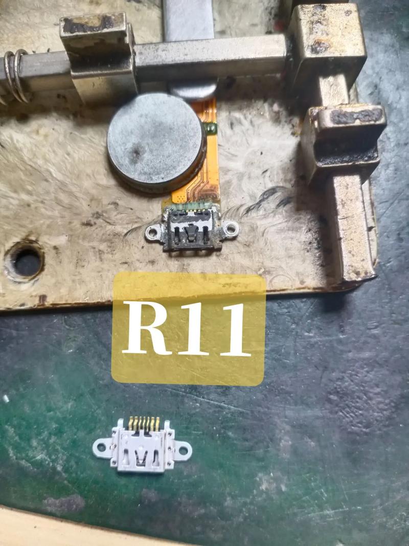 oppor11怎么拆,oppor11怎么拆后盖视频教程?-第5张图片-优品飞百科 oppor11怎么拆,oppor11怎么拆后盖视频教程?-第5张图片-优品飞百科