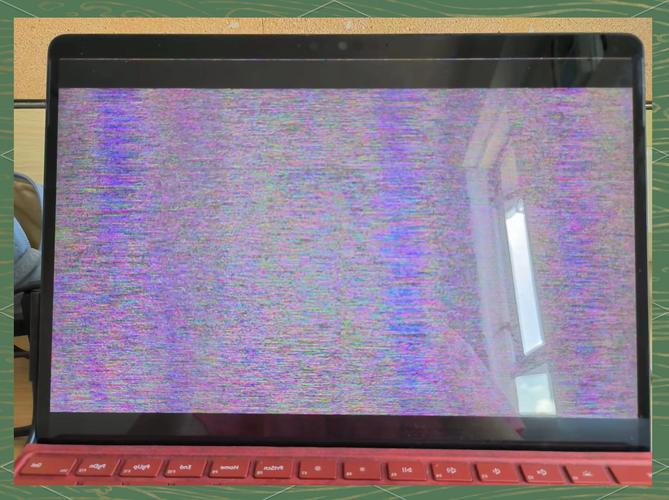 显卡花屏是什么样子？显卡花屏是哪里坏了？-第4张图片-优品飞百科