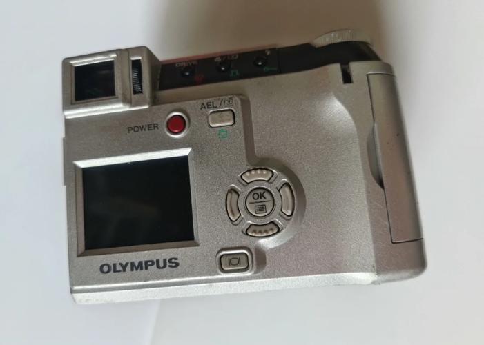 相机一般费用多少，相机多少钱一部-第6张图片-优品飞百科