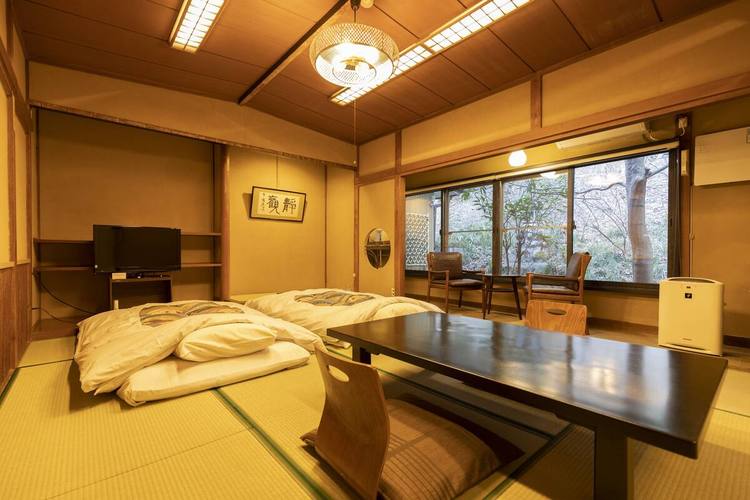 日本酒店房间里有免费wifi吗，日本酒店有网线接口吗-第1张图片-优品飞百科