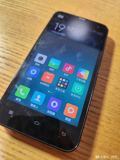 小米2s现在还有人用吗，现在用小米2s手机怎么样