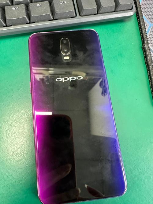 oppor17原装屏幕多少钱，oppor17原厂屏幕？