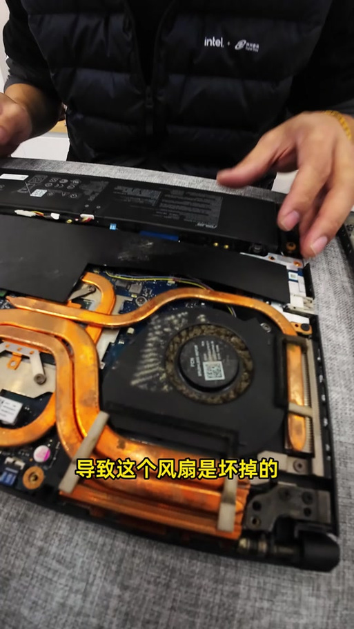 华硕笔记本电池怎么拆卸和维修？华硕笔记本电脑电池拆解视频？-第8张图片-优品飞百科