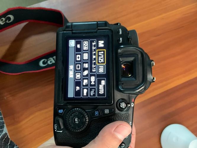 佳能70d和77d，佳能70d和60d有什么区别-第1张图片-优品飞百科