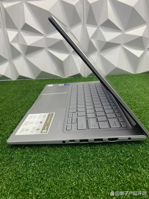 戴尔最小尺寸笔记本？戴尔笔记本最大多少寸？-第2张图片-优品飞百科