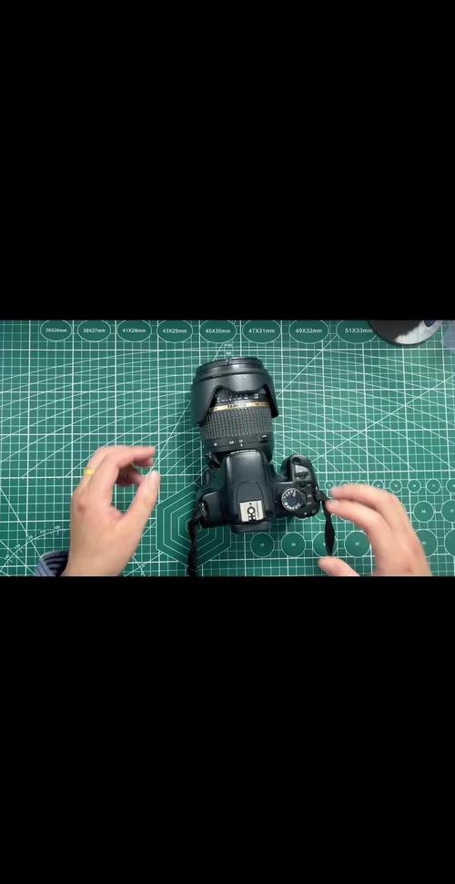 佳能450d如何对焦？佳能450d怎么调焦距？-第1张图片-优品飞百科