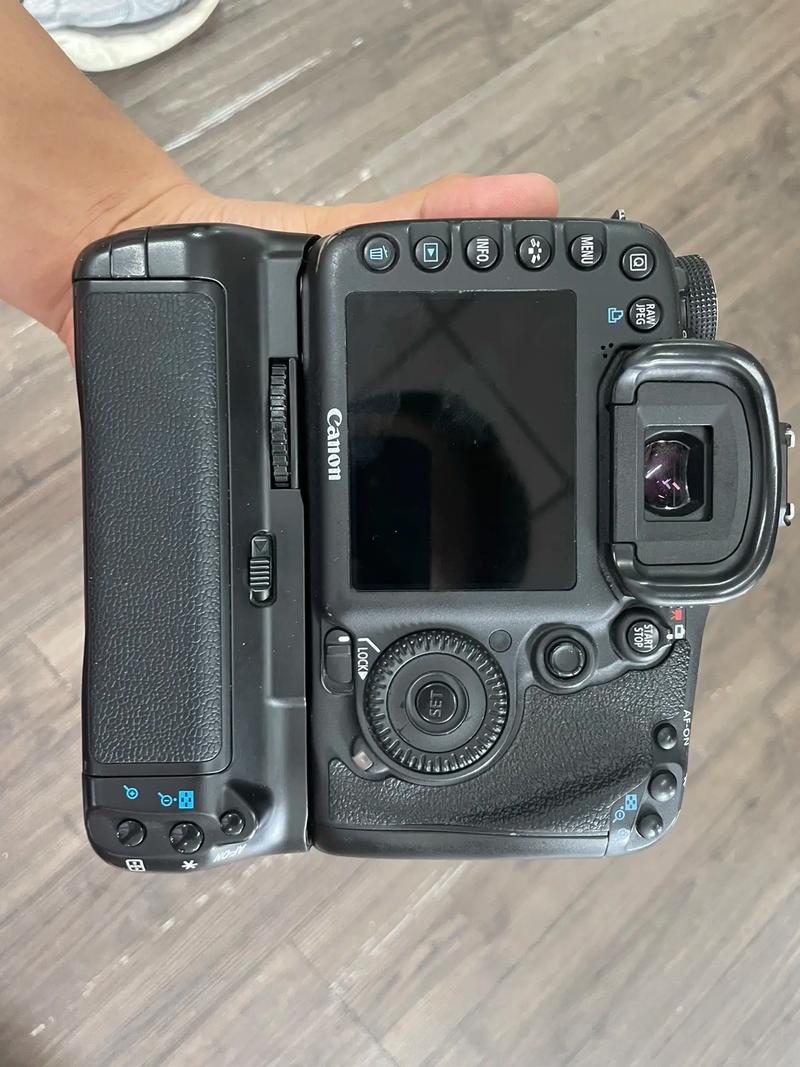 佳能7d最新费用？佳能7d现在多少钱？-第6张图片-优品飞百科