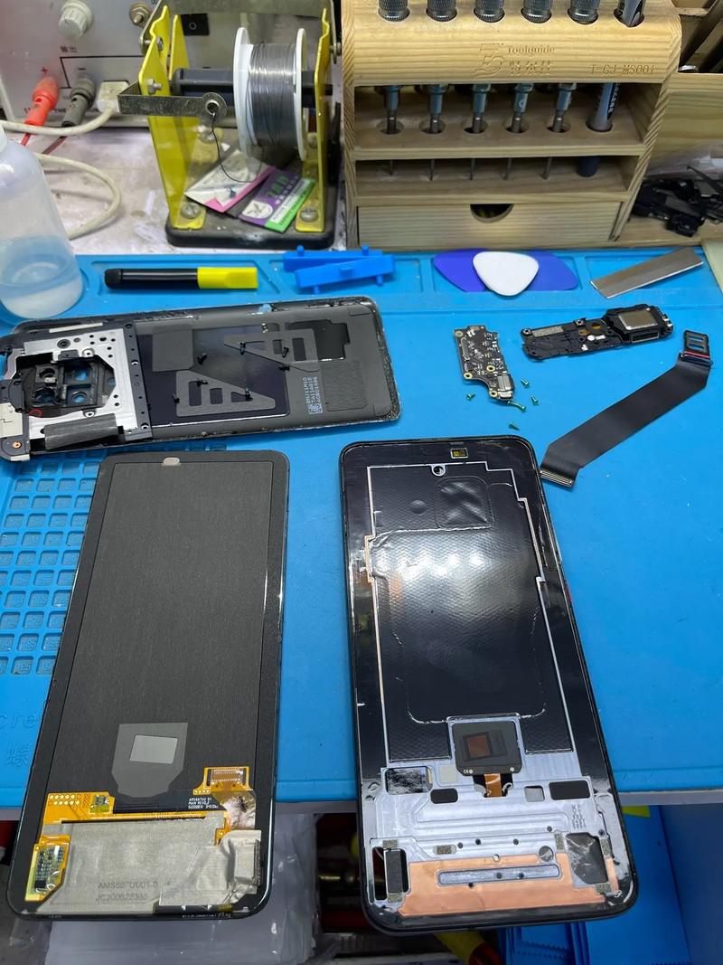 红米k30屏幕碎了换屏幕要多少钱？红米k30屏幕碎了怎么换？