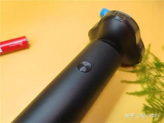 小米剃须刀s301和s500哪个好，小米剃须刀s300跟s500？-第2张图片-优品飞百科