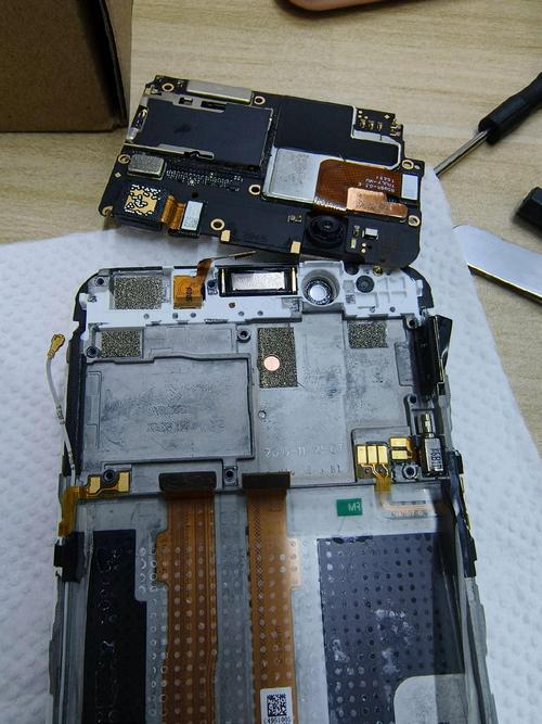 oppor9s屏幕怎么拆，oppor 9怎么拆屏 视频？-第2张图片-优品飞百科