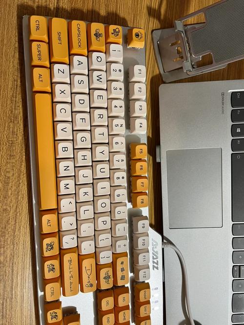 机械键盘青轴声音有多大，机械键盘青轴声音是怎么样的？-第2张图片-优品飞百科