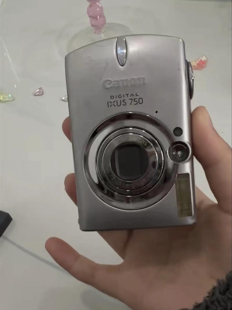 佳能数码相机ixus750，佳能数码相机ixus-第2张图片-优品飞百科