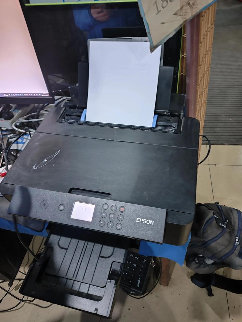 爱普生打印机卡纸怎么办？惠普打印机卡纸怎么取？-第1张图片-优品飞百科