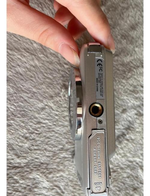 佳能ixus95is读卡器？佳能 读卡器？-第1张图片-优品飞百科