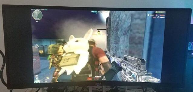 笔记本玩游戏不能全屏两边有黑边，笔记本电脑玩游戏左右老是有黑边-第2张图片-优品飞百科