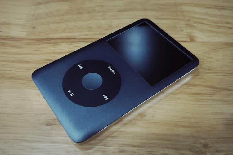 苹果第一代ipod是什么时候上市的，苹果第一代ipad是哪一年上市的？-第4张图片-优品飞百科
