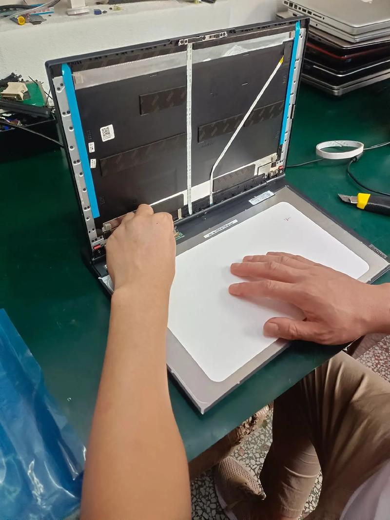 matebook14换屏幕多少钱，matebook14换屏视频-第2张图片-优品飞百科