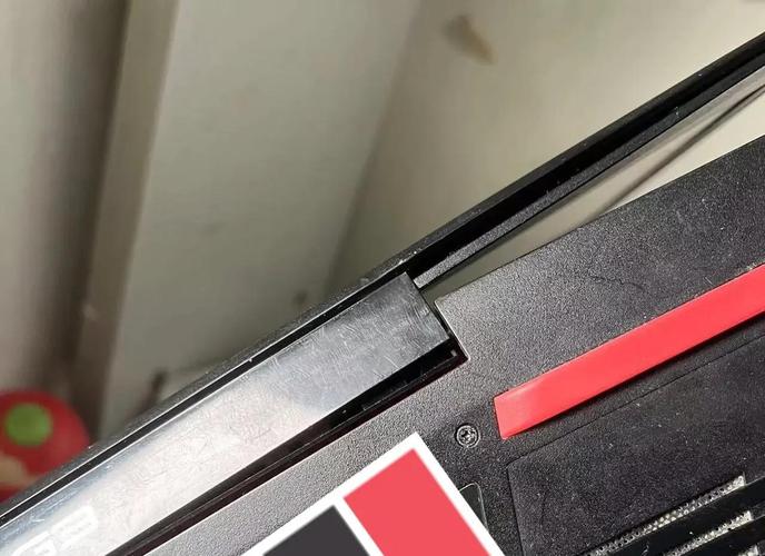 戴尔电脑转轴裂开了维修多少钱，戴尔笔记本转轴开裂保修吗？-第4张图片-优品飞百科