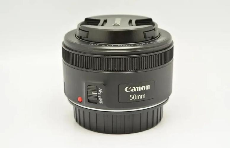 佳能小饼干和小痰盂的区别？佳能小饼干是什么镜头？-第5张图片-优品飞百科