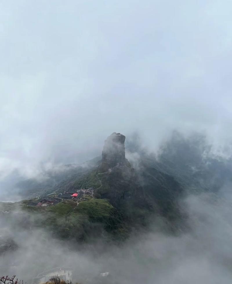 贵州梵净山天气预报,贵州铜仁梵净山天气?-第3张图片-优品飞百科 贵州梵净山天气预报,贵州铜仁梵净山天气?-第3张图片-优品飞百科