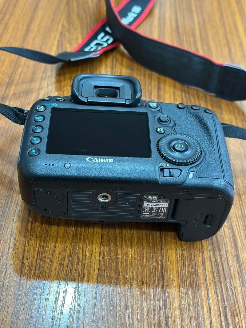 佳能单反快门次数查询？佳能相机快门次数查看？-第6张图片-优品飞百科