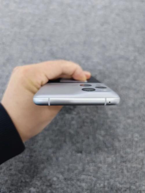 oppofindx3pro后盖是什么材质，oppo findx3pro后盖？-第1张图片-优品飞百科