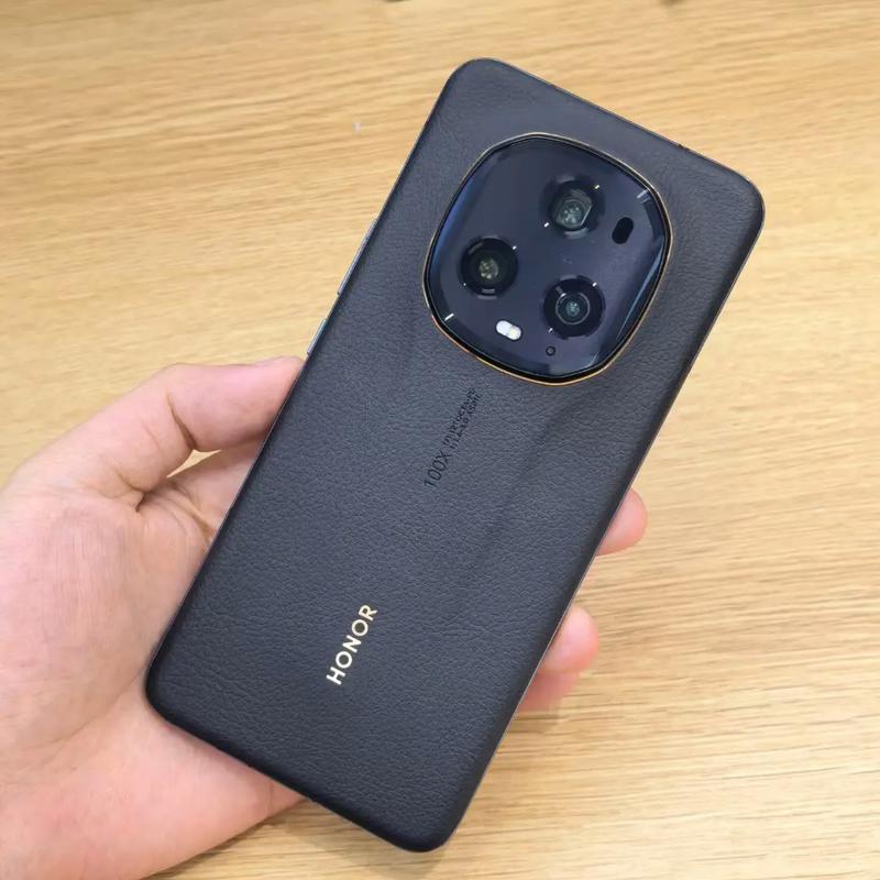 荣耀magic5国内多少钱，荣耀magic系列费用？-第1张图片-优品飞百科