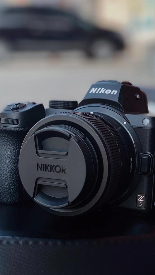 尼康d3300二手多少钱合适，二手尼康d3200值得入手吗？