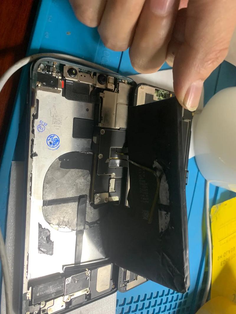 苹果11promax电池容量有多大？iphone 11promax电池容量多少毫安？