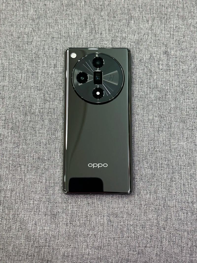 oppo最新高端机是哪款，2021年oppo比较高端手机是哪款-第3张图片-优品飞百科