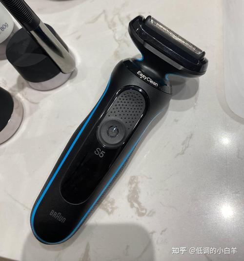 飞利浦和吉列剃须刀哪款好，吉列剃须刀对比？-第3张图片-优品飞百科