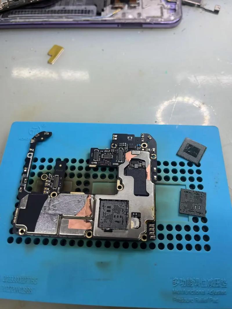 红米k30至尊纪念版一直重复开机是怎么回事，红米k30至尊纪念版死机开不了机-第1张图片-优品飞百科