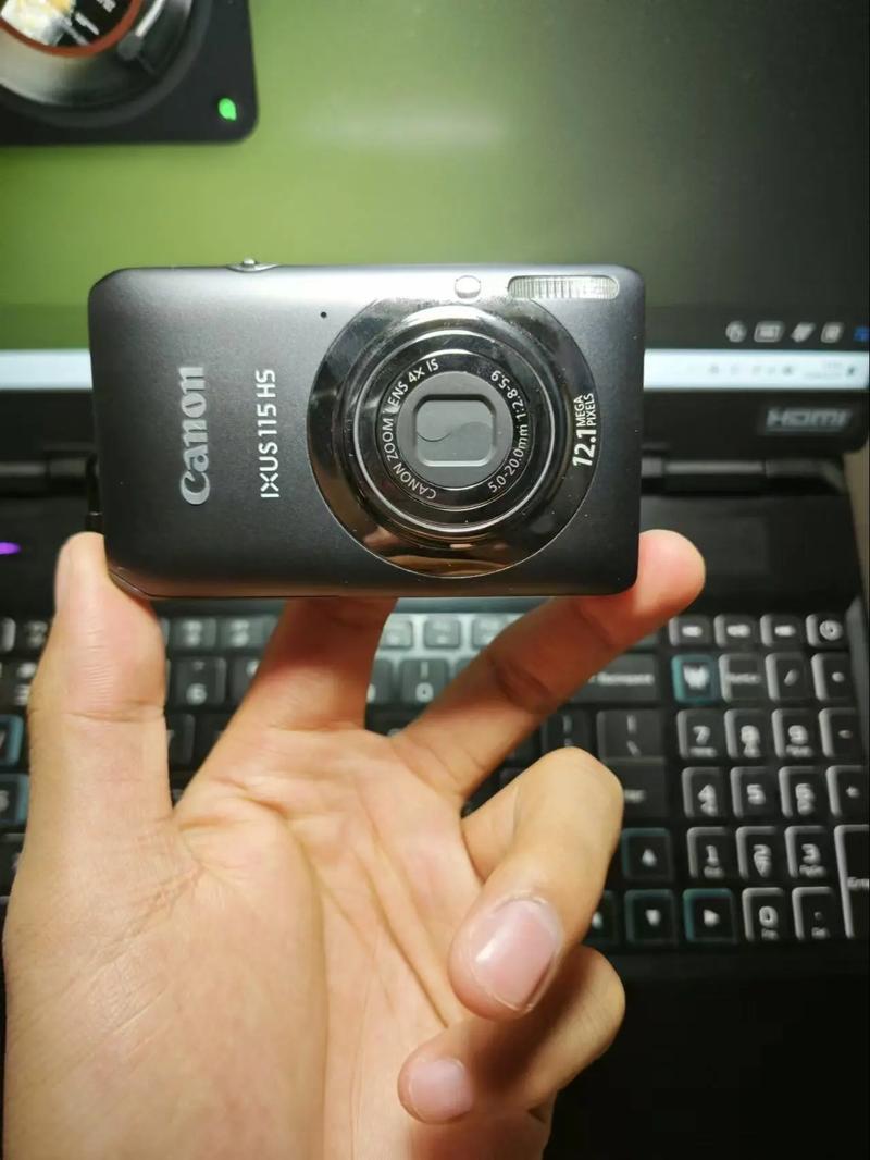 佳能数码相机今年新款，佳能相机2022？-第1张图片-优品飞百科