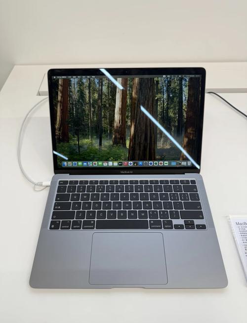 苹果m1芯片能装windows系统吗，苹果m1芯片能装win10吗？