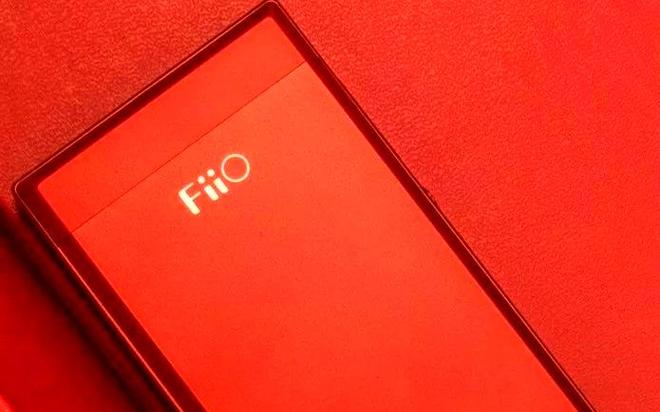 索尼a55hn和a55区别？索尼a55和a55hn区别就是多一副耳机吗？-第4张图片-优品飞百科