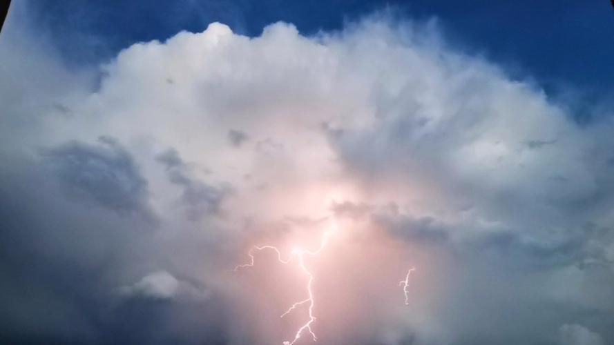 天气预报图，天气预报图实时图？-第2张图片-优品飞百科